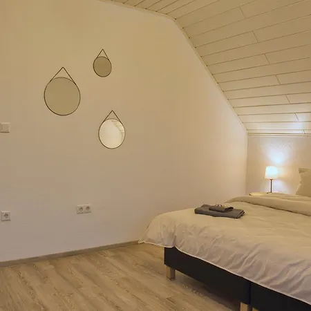 Apartamento Japandi Stil Nahe Dus,bahn Fuer Business Und Familien